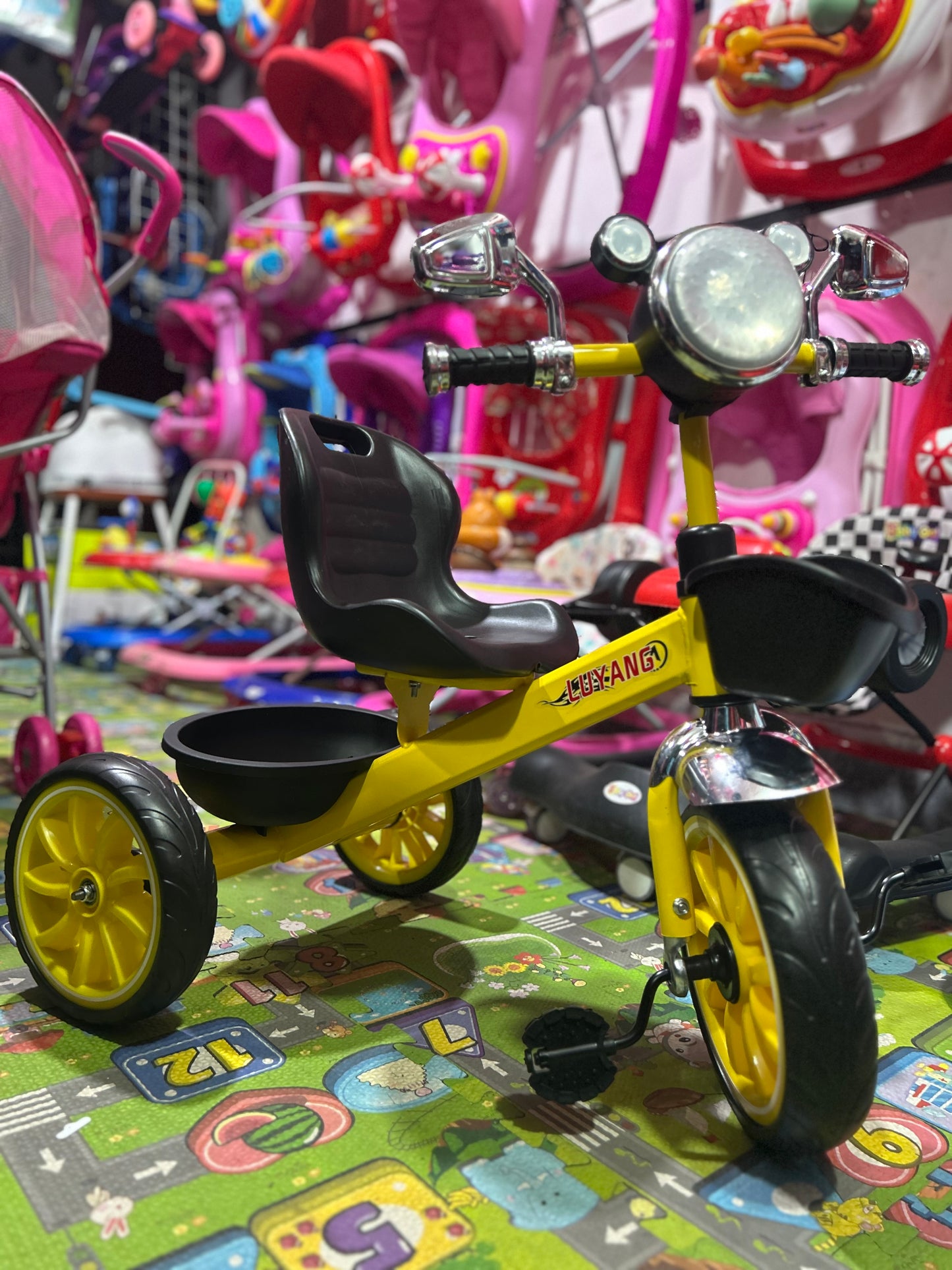 TRICICLO MICKY / MINNIE