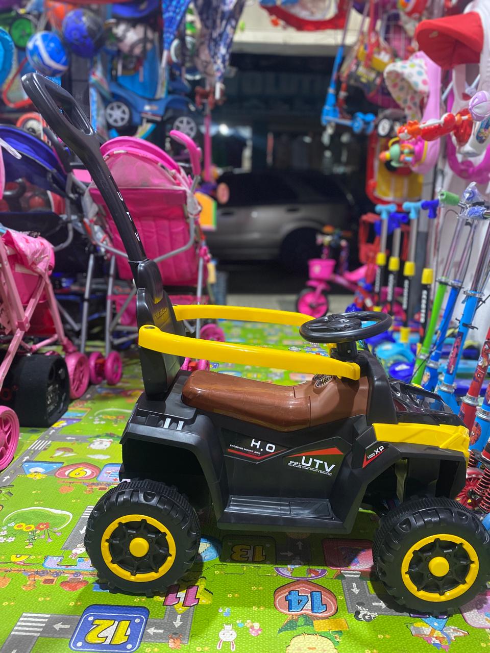 CARRO CON EMPUJADOR JEEP