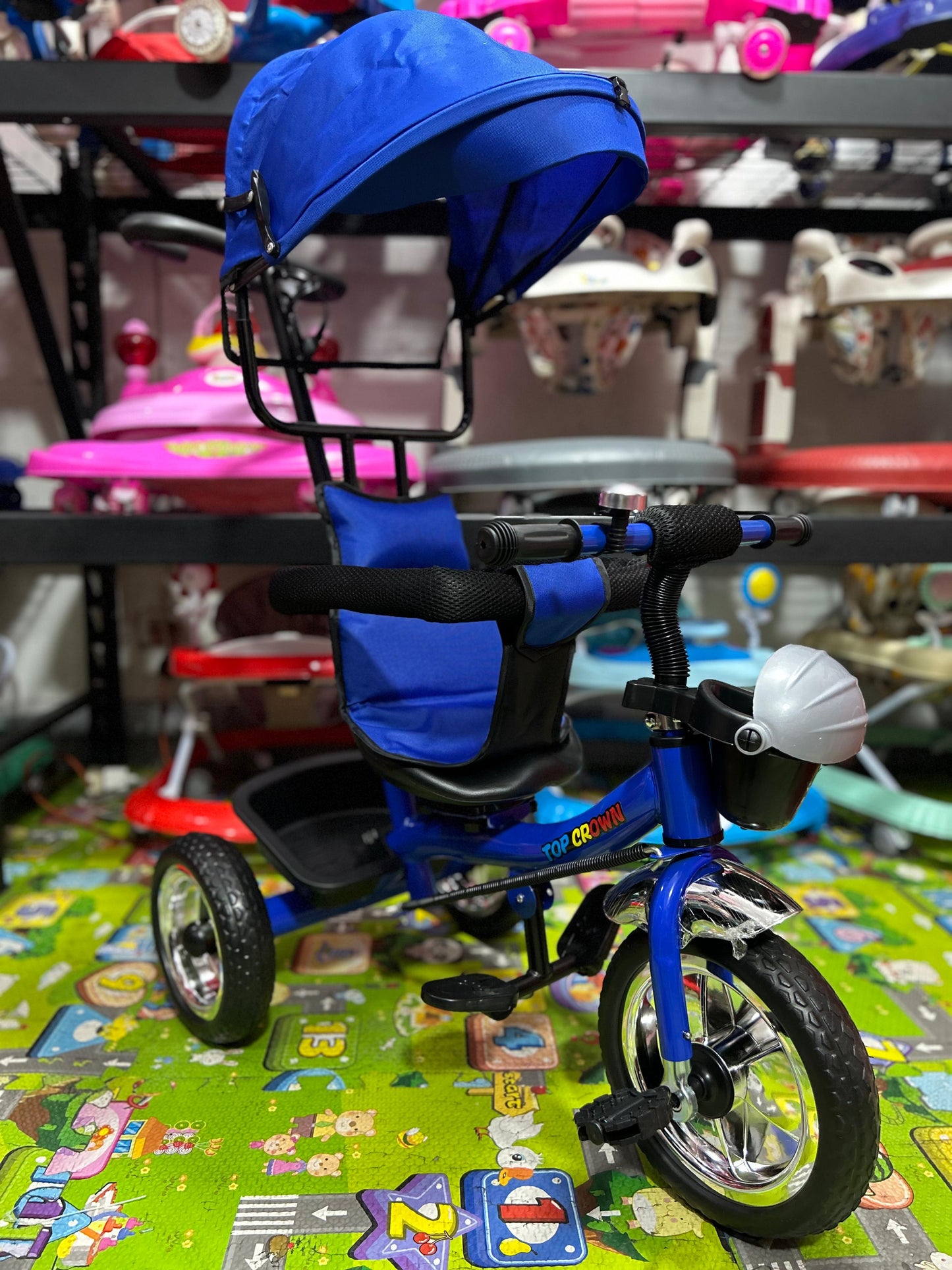 TRICICLO CON EMPUJADOR
