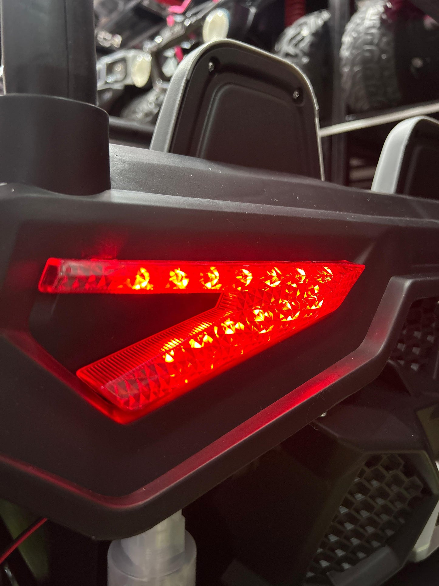 CARRO ELECTRICO JB PLASTICO